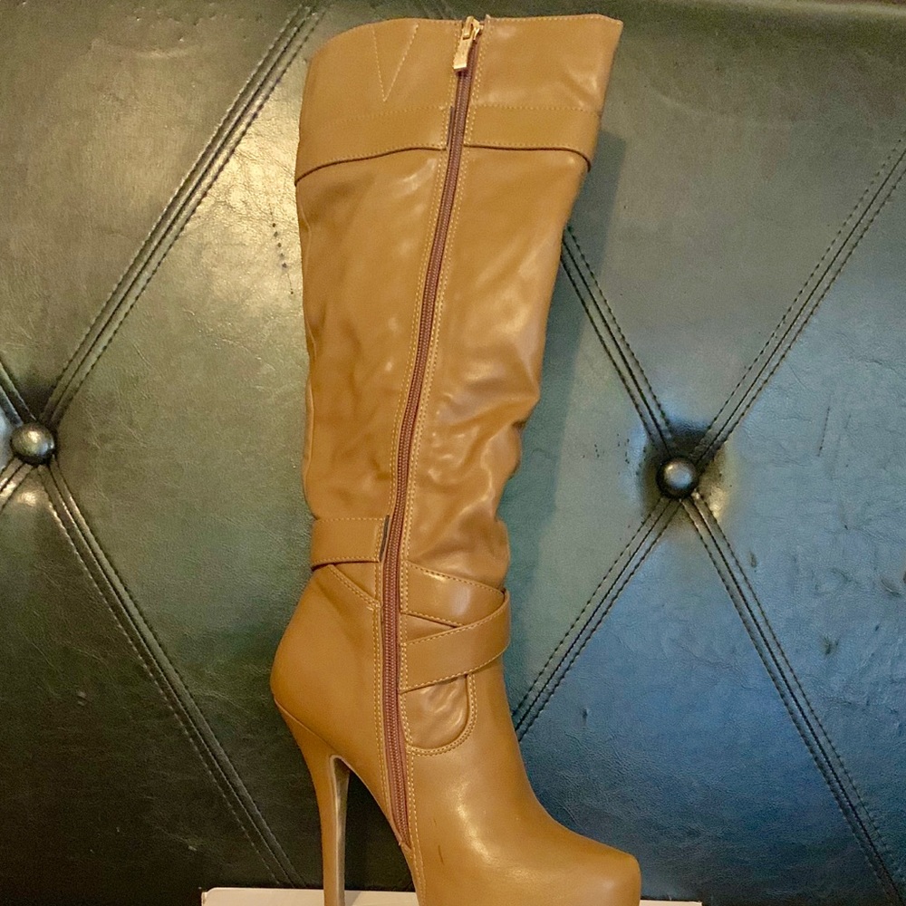 Taupe boots